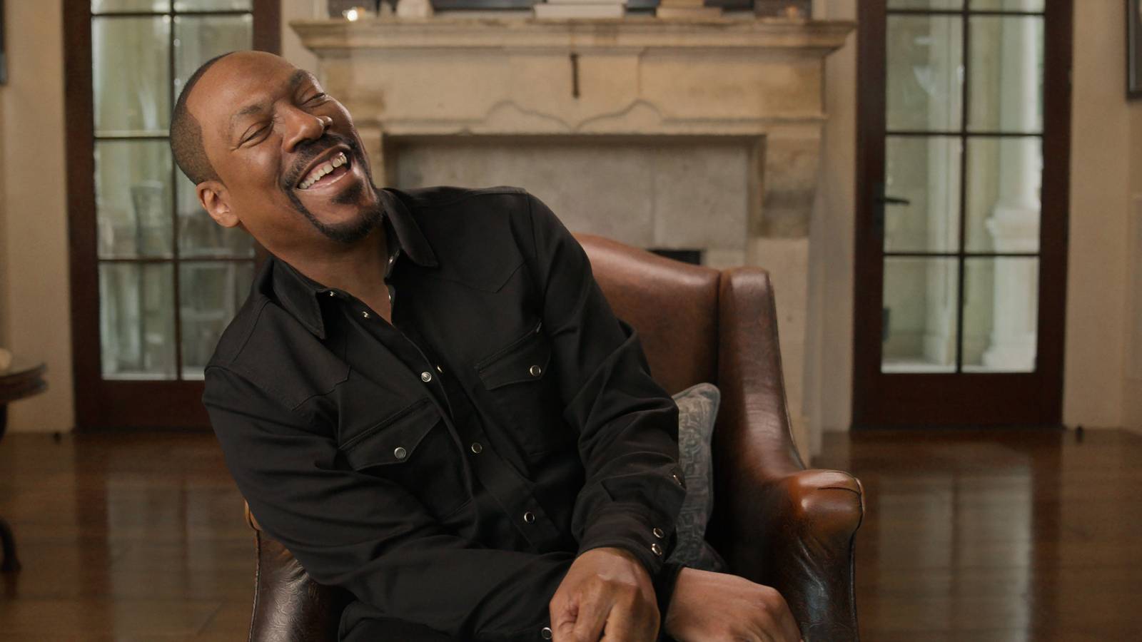 Potret Penjilat Eddie Murphy Terlalu Mengucapkan Selamat Untuk Menjadi Menarik