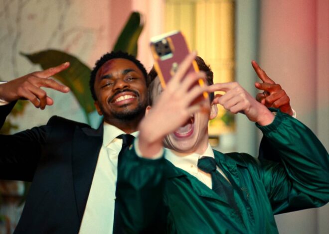 Salah Satu Acara Terbaik Netflix Kembali Lebih Gelap & Lebih Marah Dari Sebelumnya