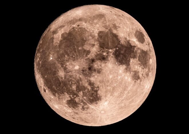 Fase bulan hari ini menjelaskan: Seperti apa penampakan Bulan pada 10 Mei 2026